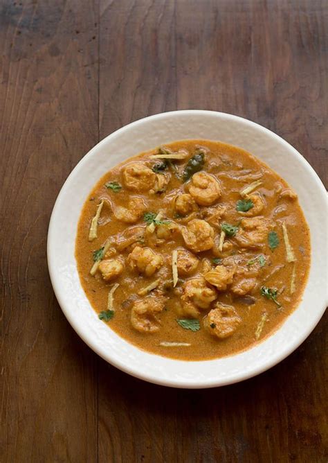 Use your homemade curry paste to make crispy tilapia in curry sauce, beef curry with butternut squash, or rustic thai beef soup! Punjabi Prawn Curry Recipe, How to make Punjabi Dhaba ...