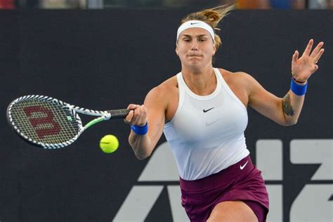 Sergey was a former hockey goalkeeper and he was the one to introduce aryna to tennis. Sabalenka schakelt Halep uit in kwartfinale Adelaide ...