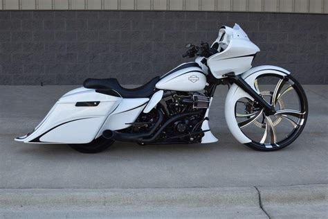 Road Glide White Black Custom Baggers Custom Motorcycles Harley