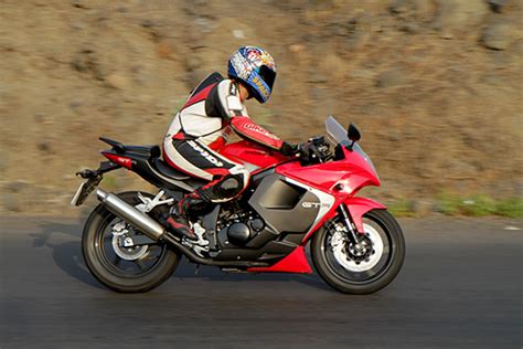 With big size with sporty design, it looks aggressive. The Feel-good Bike: Hyosung GT 250 R First Ride Review ...