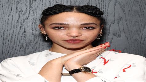 Fka Twigs Asked Twitter How Do Braids Make You Feel And The Answers