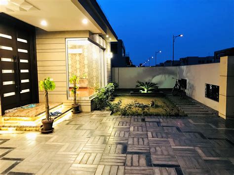 Brand new fully furnished beautiful design bungalow is available for sale. leadsestates.com offer's basement Kanal bungalow in dha ...