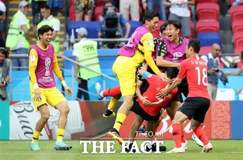 외국인들이 혐오하는 한국 음식문화.jpg 8. 한국 독일 역대 전적 2승 2패! '전차군단 킬러' 우뚝 - 축구 ...