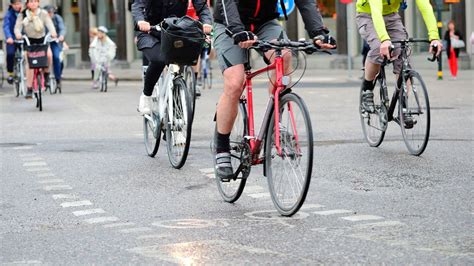 6 New Cities Join A Program To Kickstart Better Bike Lanes Cool Bikes