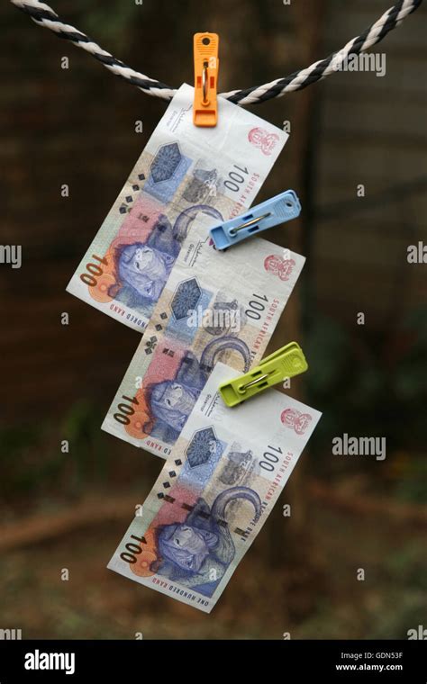 100 Rand Notes On The Washing Line Hi Res Stock Photography And Images