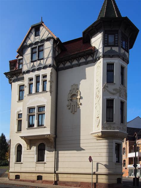Die immobilien palast gmbh slt ihnen eine eigentumswohnung zu. Eckhaus von 1909, Reichensächser Str./Bismarckstraße in ...