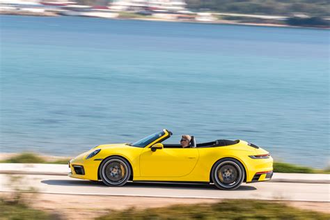 911 Carrera S Cabriolet Racing Yellow S Go 4107 Dr Ing Hc F