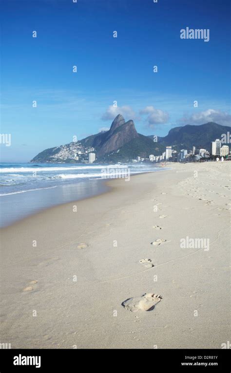 Ipanema Beach Rio De Janeiro Brazil South America Stock Photo Alamy