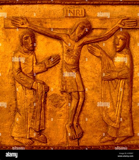 12 Stations Of The Cross Hi Res Stock Photography And Images Alamy