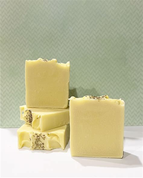 Anyway I can feed animals in a pen? : r/RimWorld