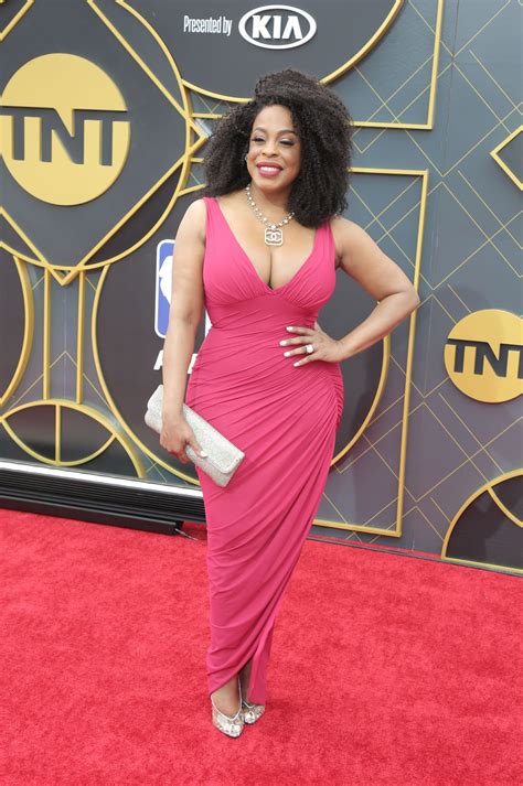 Niecy Nash Sexy 6 Photos