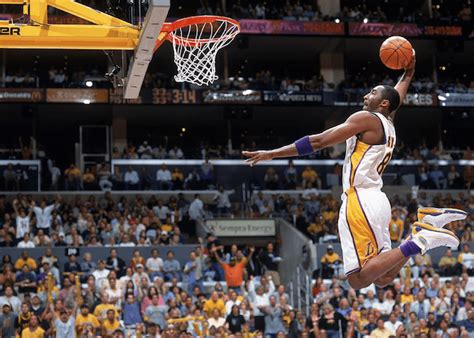 The lakers' social media team edited together a video of lebron james and kobe bryant doing the same dunk 19 years apart. Kobe Bryant's Top 10 Dunks - Lakers Nation