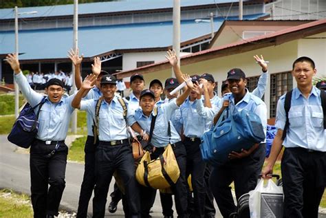 Pada tahun ini, semakan senarai nama terpilih plkn agak lewat dikeluarkan berbanding tahun 2013. National Service / Khidmat Negara (PLKN) 2012 Name List ...