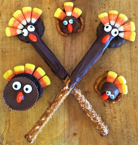 Candy Turkey Treats To Make For Thanksgiving Cute Turkey Shaped Dessers