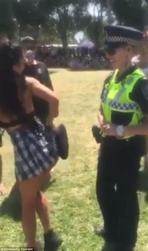 Stereosonic Video Shows The Moment A Girl Twerks On A Female Police