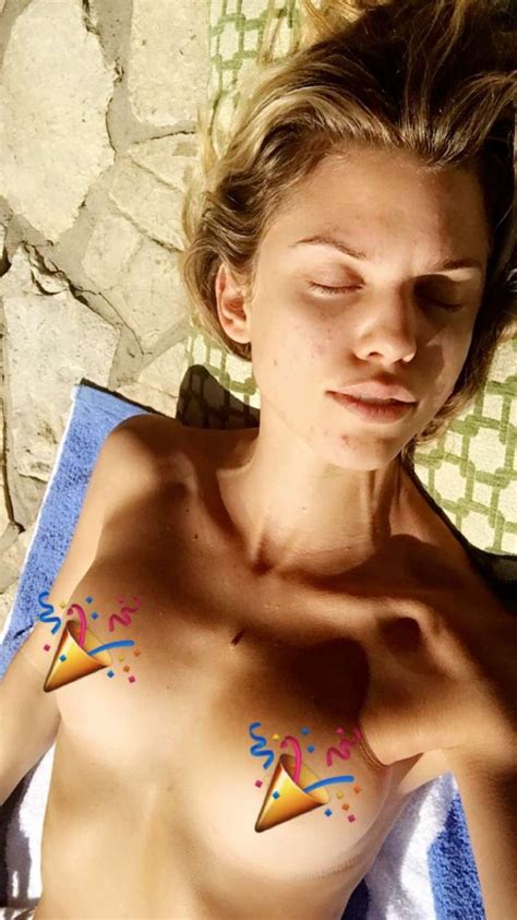 AnnaLynne McCord The Fappening Nude Leaked Photos The Fappening