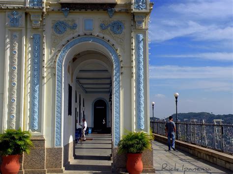 Várias cidades brasileiras têm igrejas dedicadas à nossa senhora da penha, e a maior parte delas estão localizadas em morros, como manda a tradição, por exemplo, a igreja da penha no rio de janeiro e o convento. Igreja da Penha - Rio de Janeiro - Brasil | Igreja Nossa ...