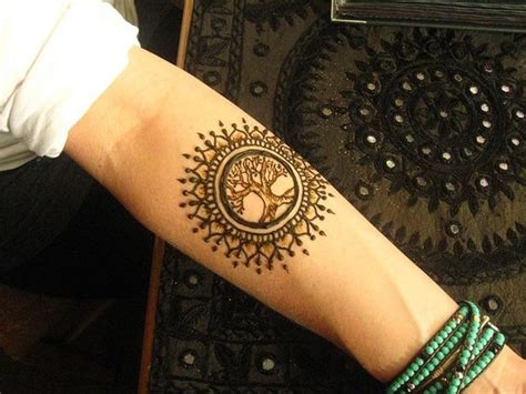 The skull and native tribal man tattoo makes us believe that henna designs are not just graceful and girly. Henna Trees! | Henna tattoo designs, Henna tree, Tattoos