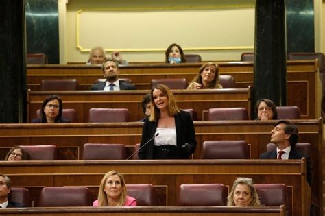 El portavoz parlamentario de rajoy y último mohicano del aznarato cae en desgracia tras el triunfo de pablo pablo casado ha destituido a rafael hernando como portavoz del pp en el congreso. Prohens, nueva portavoz adjunta del PP en el Congreso ...
