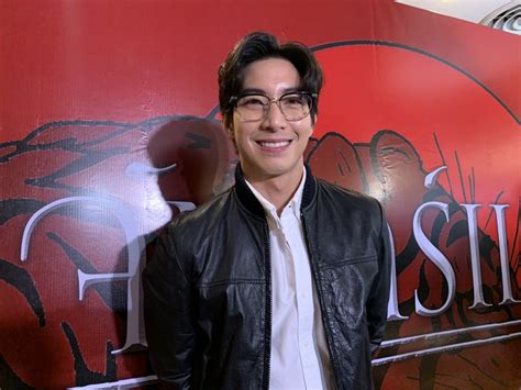 เพลง ฮักเจ้าจนตาย ศิลปิน โตโน่ ภาคิน feat. โตโน่ ยืนยัน ไม่หยุดช่วยสัตว์ทะเล ลุ้นอสรพิษรวมตัว- ข่าวสด