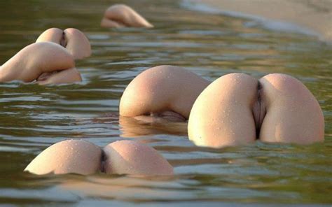 Look At All That Pussy In Thw Water Nsfw