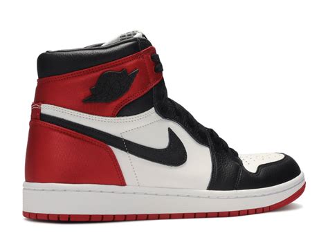 The air jordan 1 high og wmns silver toe us officially introduced as part of the jordan brand spring 2021 retro. WMNS AIR JORDAN 1 HIGH OG "SATIN BLACK TOE" - Larry DeadStock