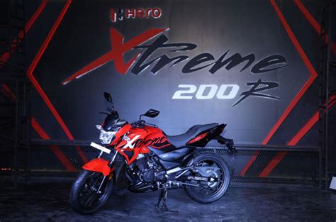 Hero is now available in bambalapitiya, colombo hero motocorp is participating in the coming dakar rally in saudi arabia. Hero Motocorp unveils All-New 'Roadster' - The Xtreme 200R
