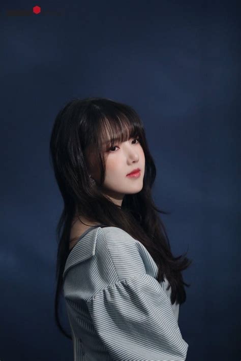 Time for the moon night is more sentimental and dreamlike compared to gfriend's previous albums. Gfriend-Yerin "Time for the moon night" Behind | Tóc đẹp ...