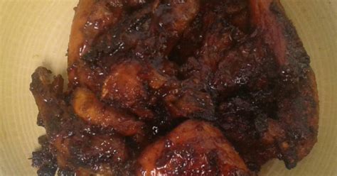 Ada juga resep ayam bakar ekonomis yang bisa dibuat dalam waktu singkat. Resep Ayam bakar bumbu rempah oleh RebeccaCdira - Cookpad