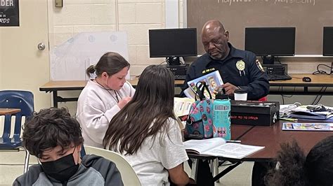 DARE, Brownsville Police Department, SRO Donelda Clayton, Sunny Hill