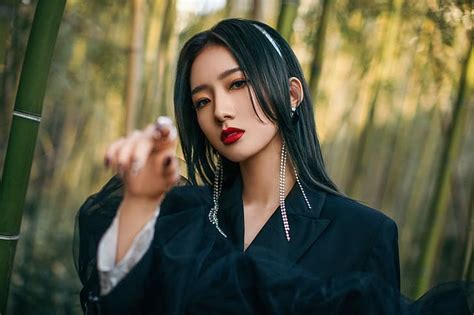 Hd Wallpaper Mei Qi Mei Qi Wjsn K Pop Cosmic Girls Wjsn Singer