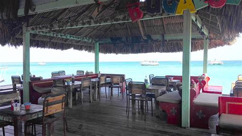 Bugaloe Beach Bar And Grill Aruba Aruba Travel Guide