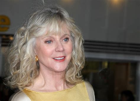 Blythe Danner And Her Style That Helps A Mature Woman To Look Her Best