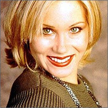 View yourself with christina applegate hairstyles. Hair Obsessed: Best Hairstyles for Women in their 30's...