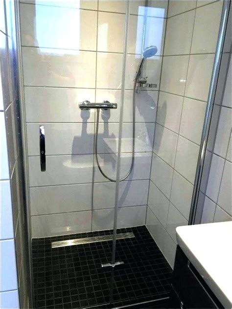 Damit sie lange freude daran haben, darf auch das, was dahinter liegt, nämlich die abdichtung der dusche, nicht vernachlässigt werden. Die Besten Begehbare Dusche Fliesen Anleitung - Beste ...