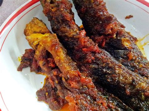 Ikan merah talapia stim kuah halia pedas tilapia fish steam recipe. RESEPI SAMBAL IKAN KELI SEDAP - BLOG MUMMY IDA