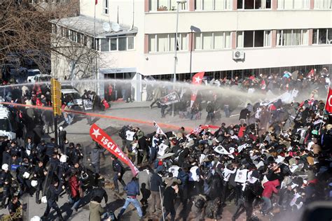 19 Shocking Photos Of Riot Police Clashing With Protesters In Turkey