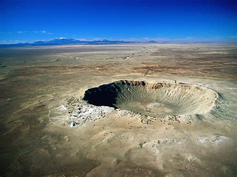 Meteor Crater Near Winslow Arizona Usa Wallpapers And Images