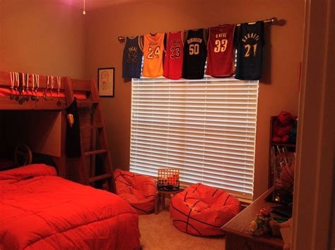 Maybe you would like to learn more about one of these? Basketball room decor, Basketball bedroom decor ...