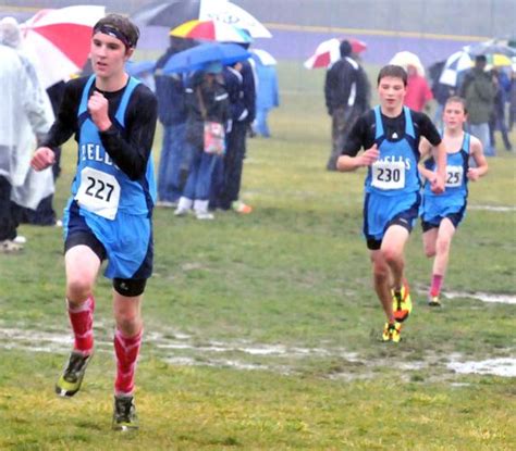 Prep Cross Country Dells Runners Tough In The Mud At Scc Meet Cross