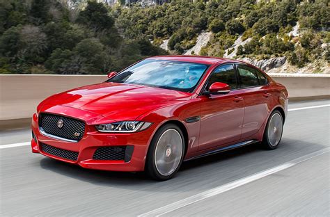 road test 2017 jaguar xe 20d r sport car help canada