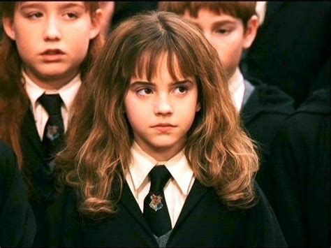 Emma Watson Age In Harry Potter 1 - Fifteen Years of Emma Watson in Movies [Pictures]