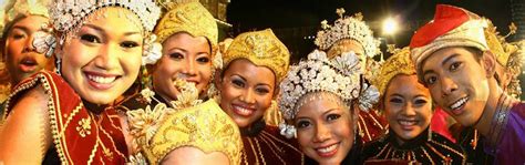 Bahasa melayu is the national and official language, but english is widely spoken. What Make in India can learn from Malaysian economy