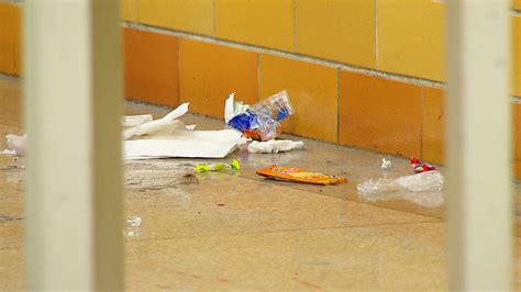 Litter Piling Up In Ontario Schools As Work To Rule Drags