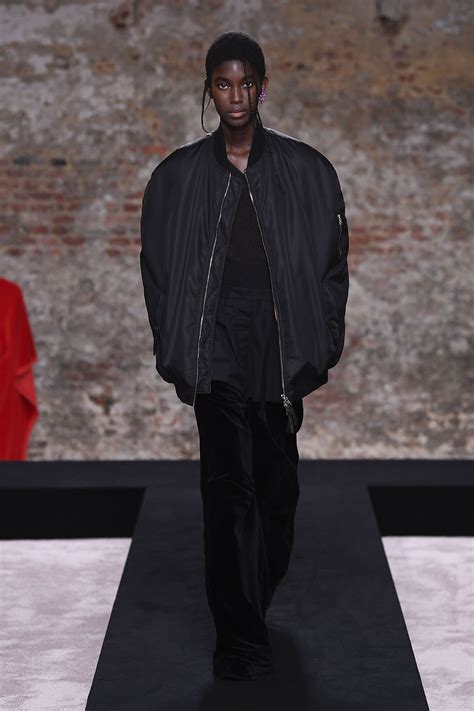 Raf Simons Fallwinter 2022 Mens And Womens Runway Collection