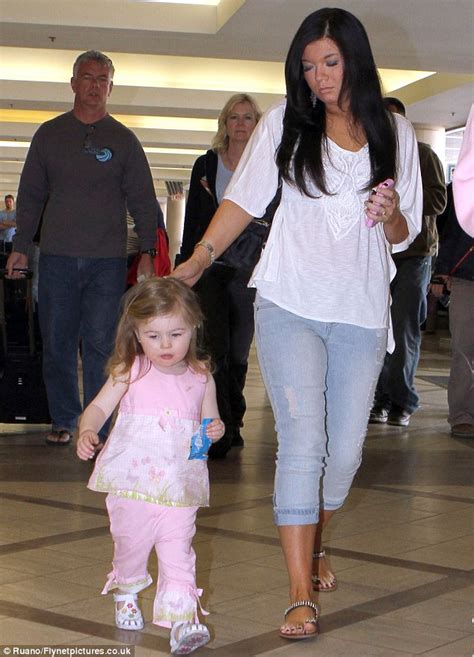 teen mom amber portwood reunites with four year old daughter leah after 17 months in prison and