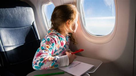 Viajar En Avión Con Niños Y Bebés Consejos Para Un Vuelo Tranquilo
