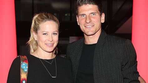 Baby-News: Mario Gomez und seine Carina sind Eltern geworden!