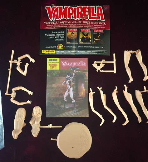 Aurora Moebius Vampirella Monster Scenes Snap Together Model Kit Ebay