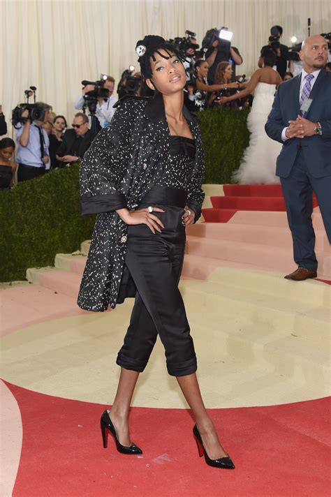 Maybe you would like to learn more about one of these? Met Gala 2016: Willow Smith Wears Chanel on Red Carpet ...